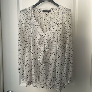 The Limited Women’s 3/4 sleeve blouse Size XL White with black polka dots